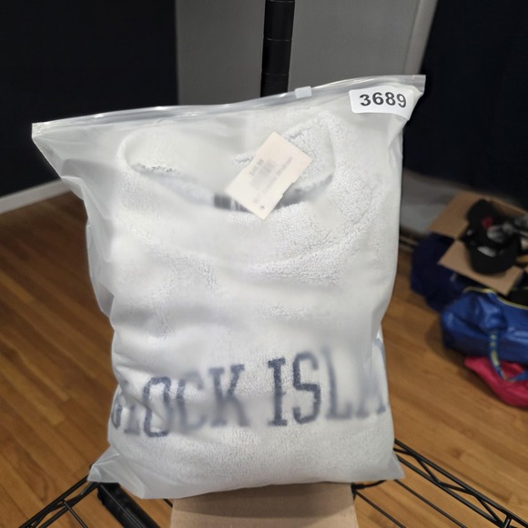 VTG Block Island Austins Inc Sweatshirt Mens Medium Gray Terry Cloth Pullover - Picture 13 of 13